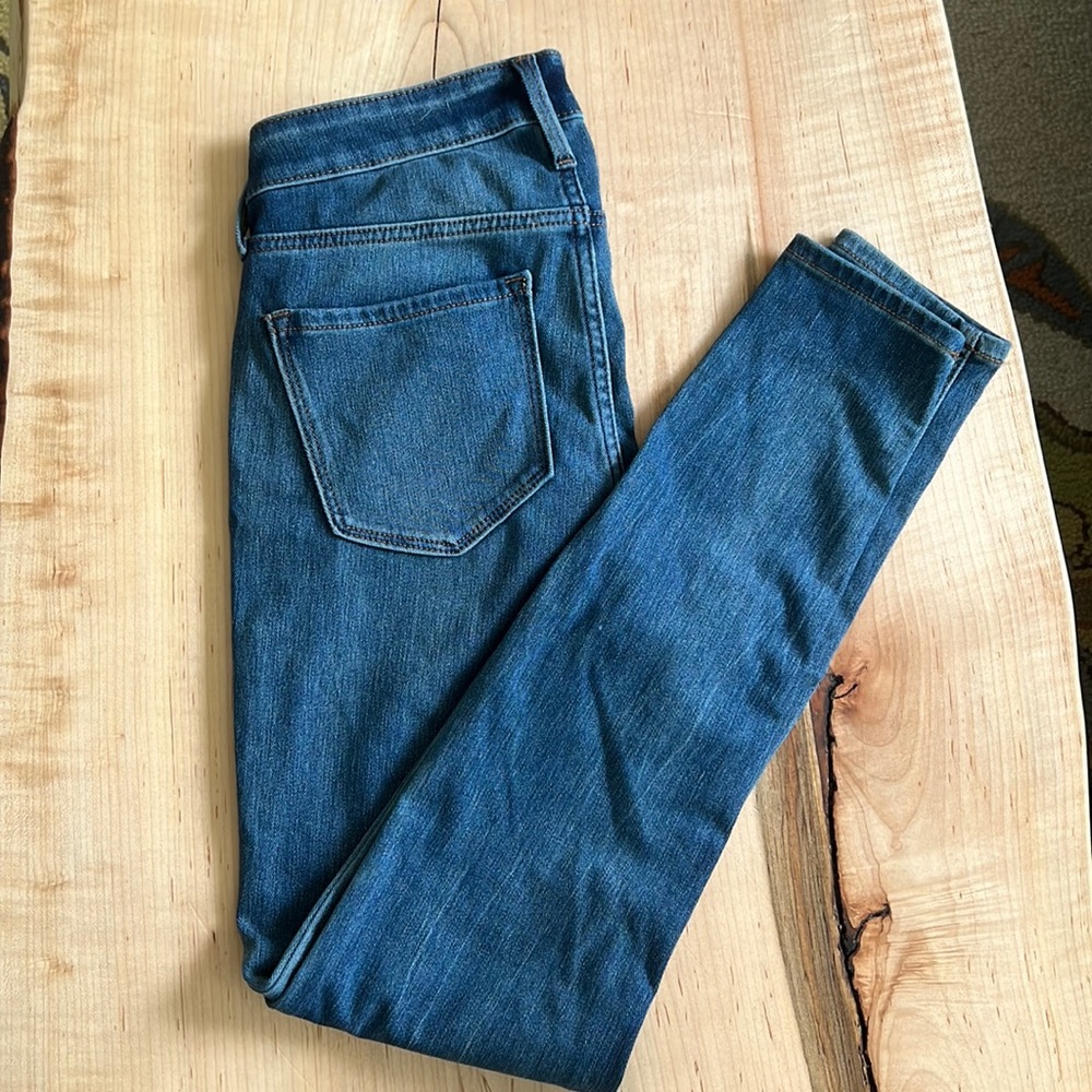 Old Navy Rockstar High Rise Super Skinny Jean